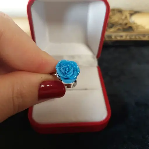 Anel rosa azul claro